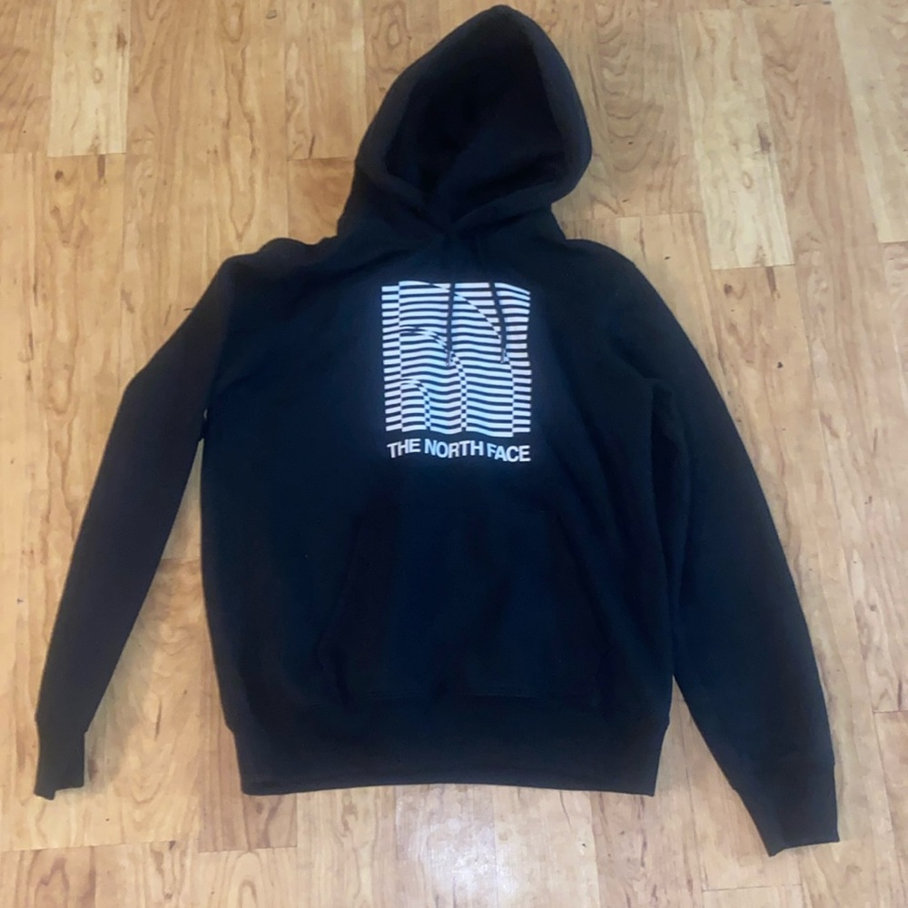 Size medium black northface hoodie